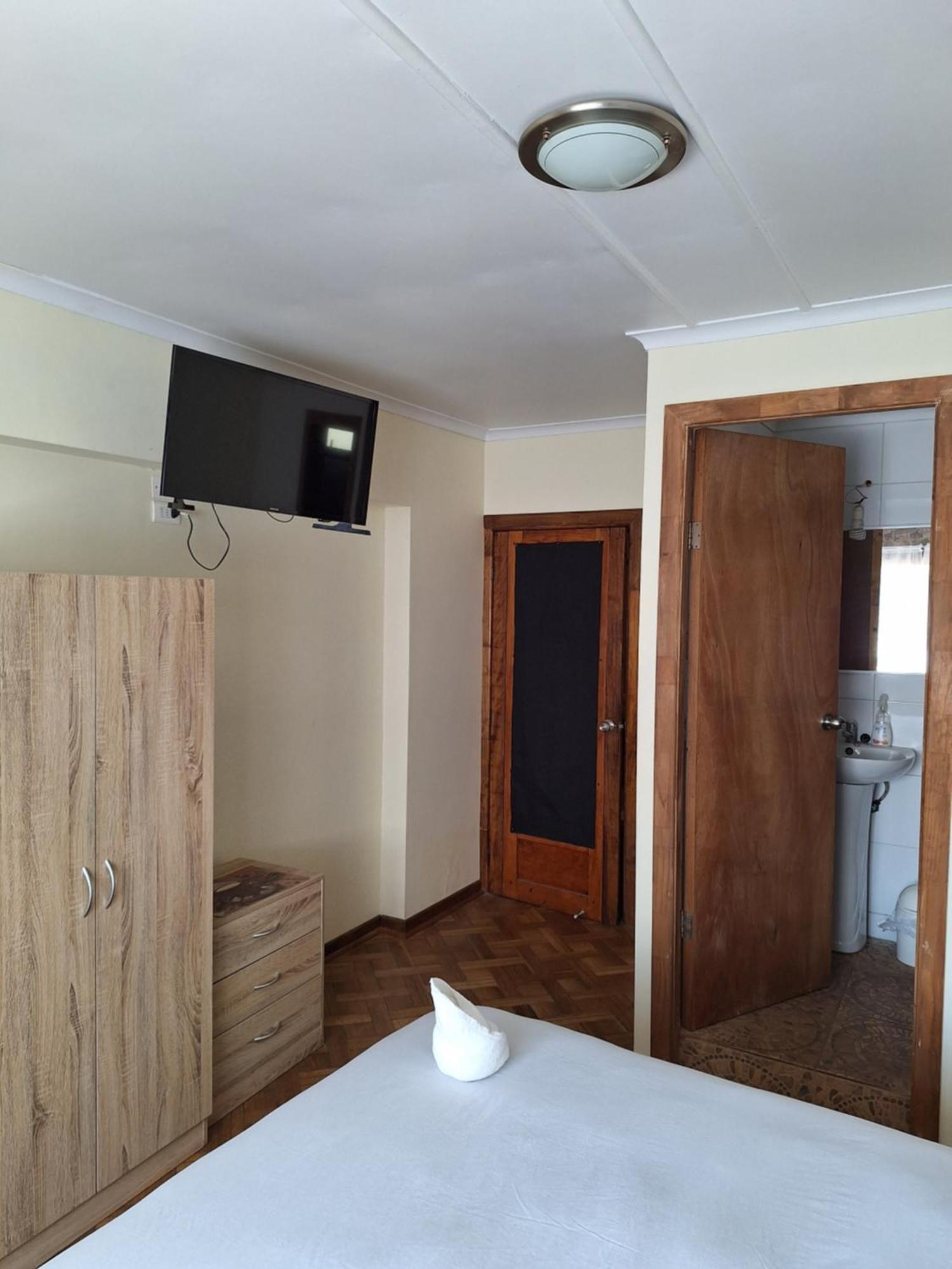 Casa Avenida Alemania * Valparaiso
